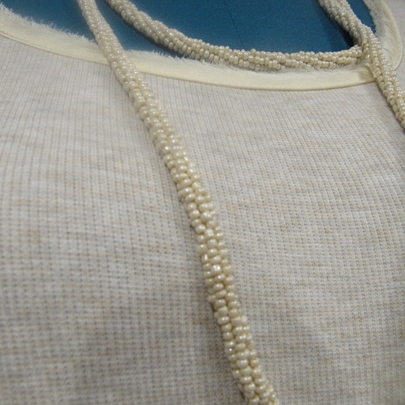 Vintage Beaded Necklace EUC - Picture 2 of 3